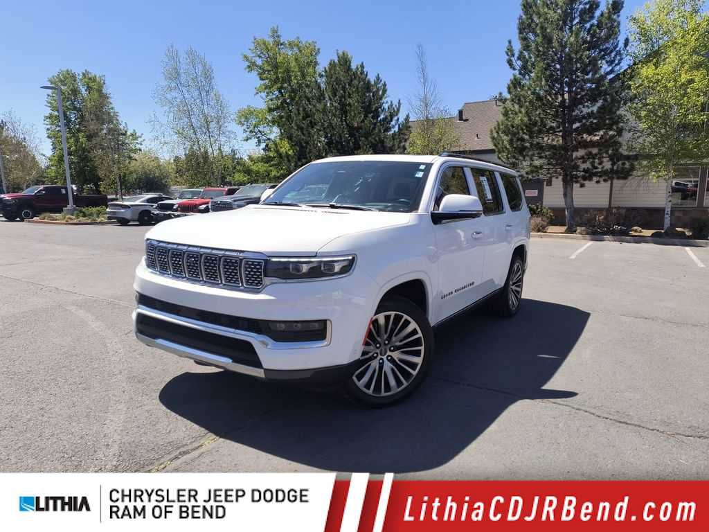 Used 2022 Jeep Grand Wagoneer Series III w/ Flexible Seating Group AWD/4WD image 1