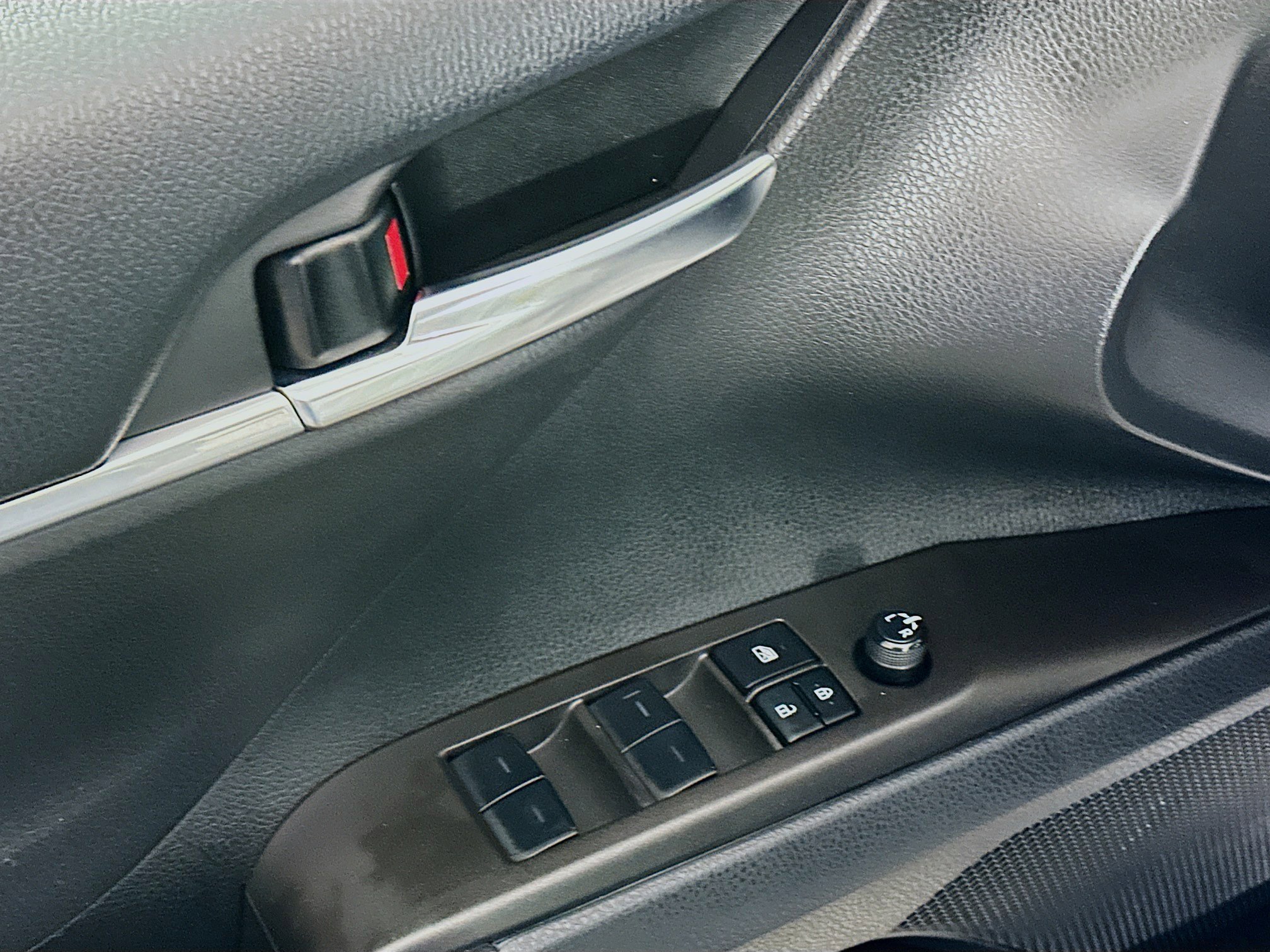 Used 2023 Toyota Camry SE image 15