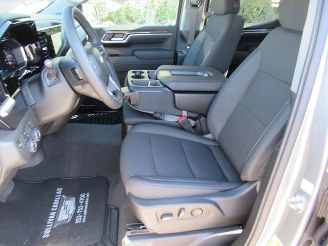 Used 2026 Chevrolet Silverado 1500 LT AWD/4WD image 16