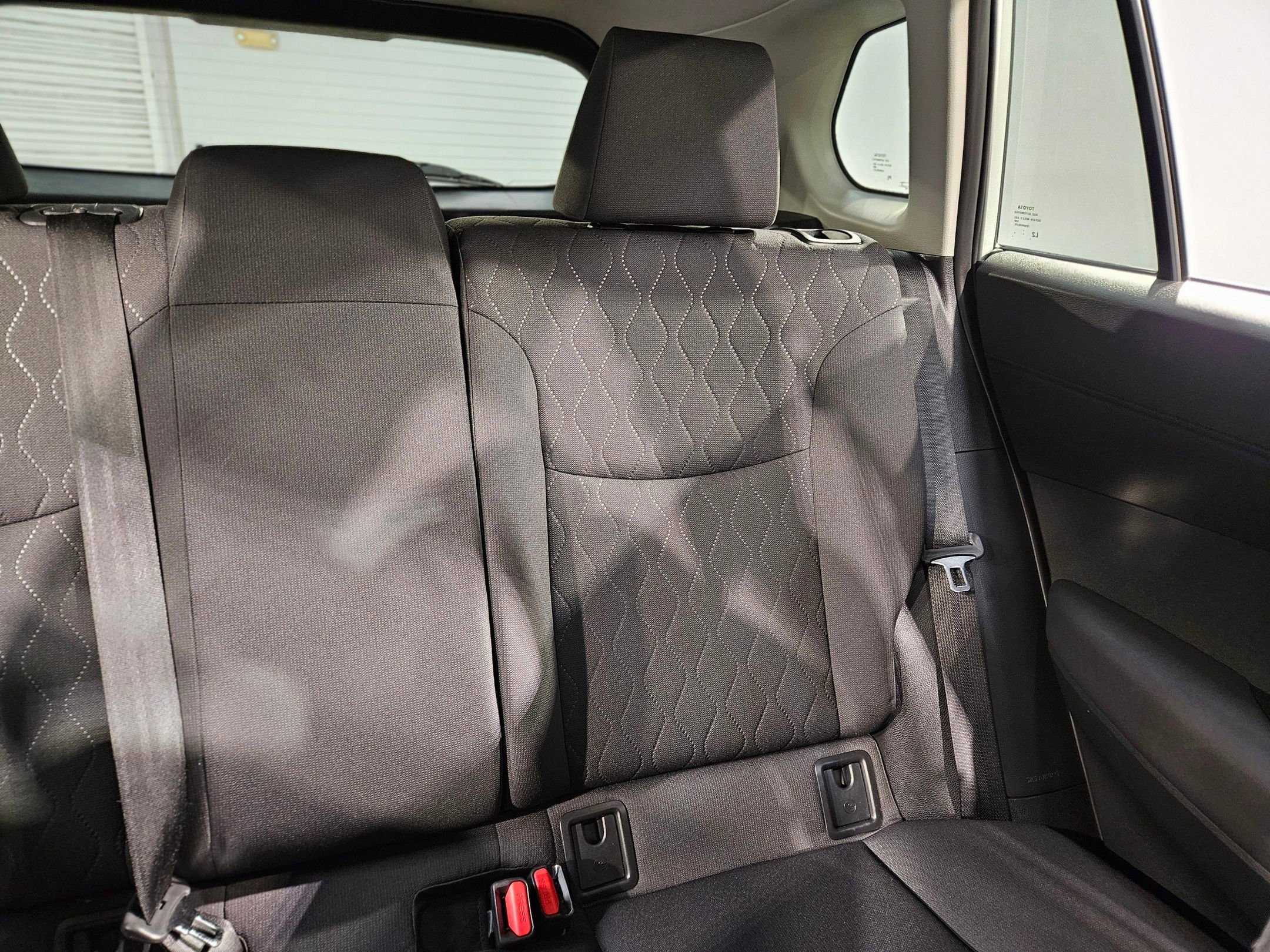 Used 2022 Toyota Corolla Cross LE image 14