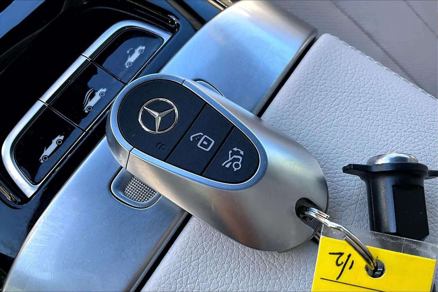 Certified 2024 Mercedes-Benz CLE 450 4MATIC Cabriolet image 12