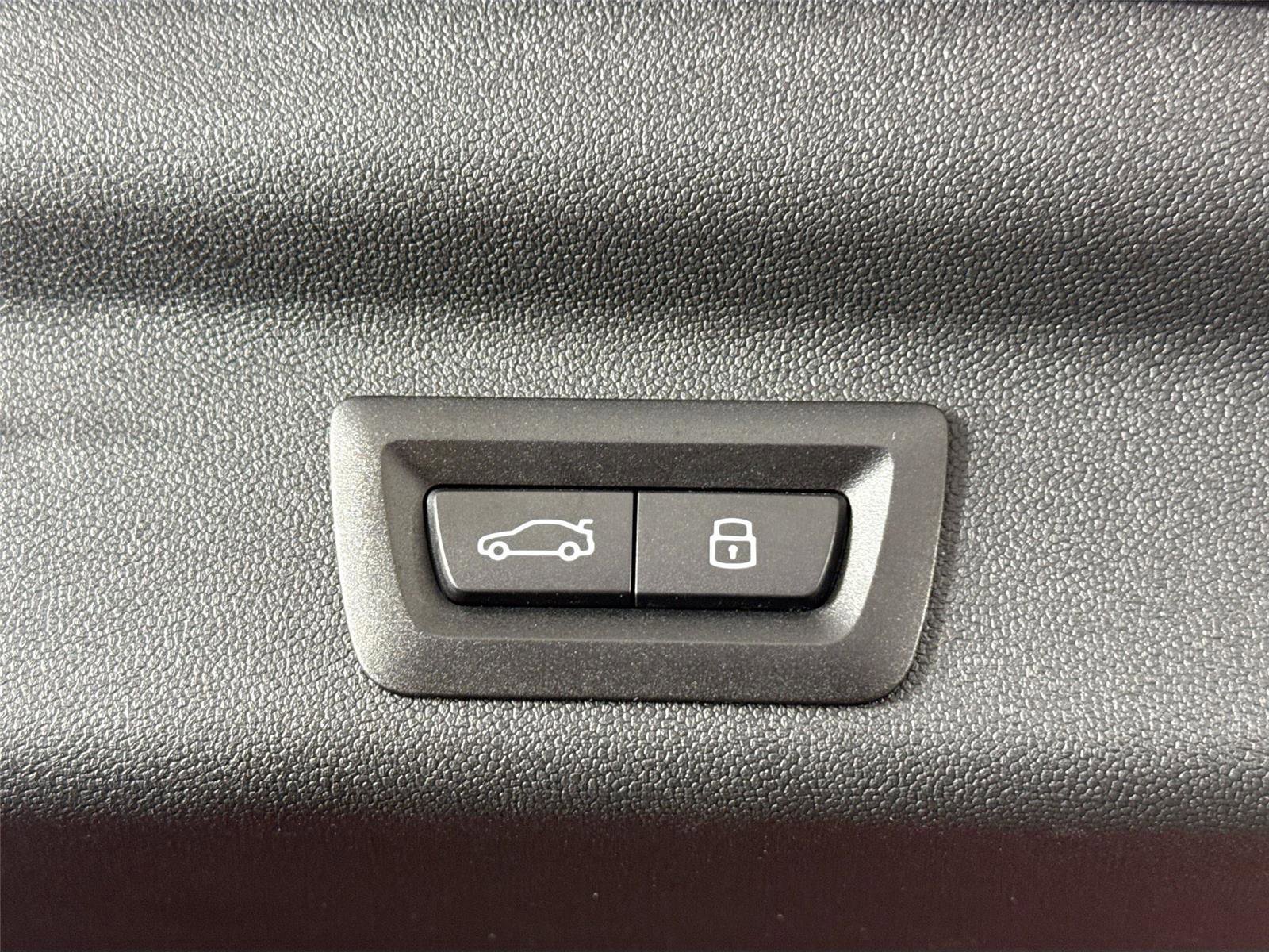 Used 2025 MINI Cooper Countryman S w/ Comfort Package Max image 41