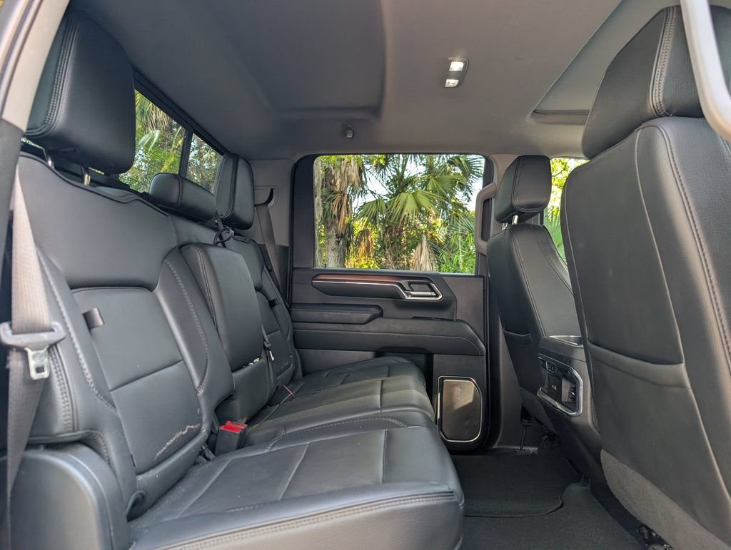 Used 2024 GMC Sierra 2500 Denali w/ Denali Reserve Package AWD/4WD image 19