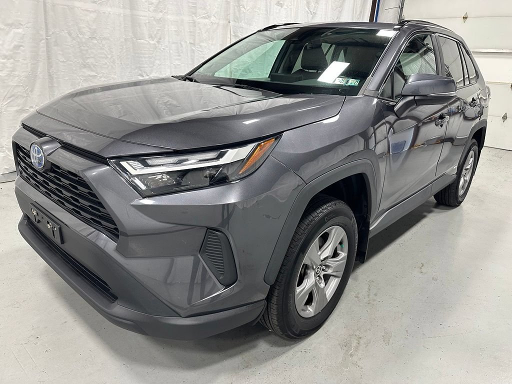 Used 2024 Toyota RAV4 XLE w/ Convenience Package AWD/4WD image 3