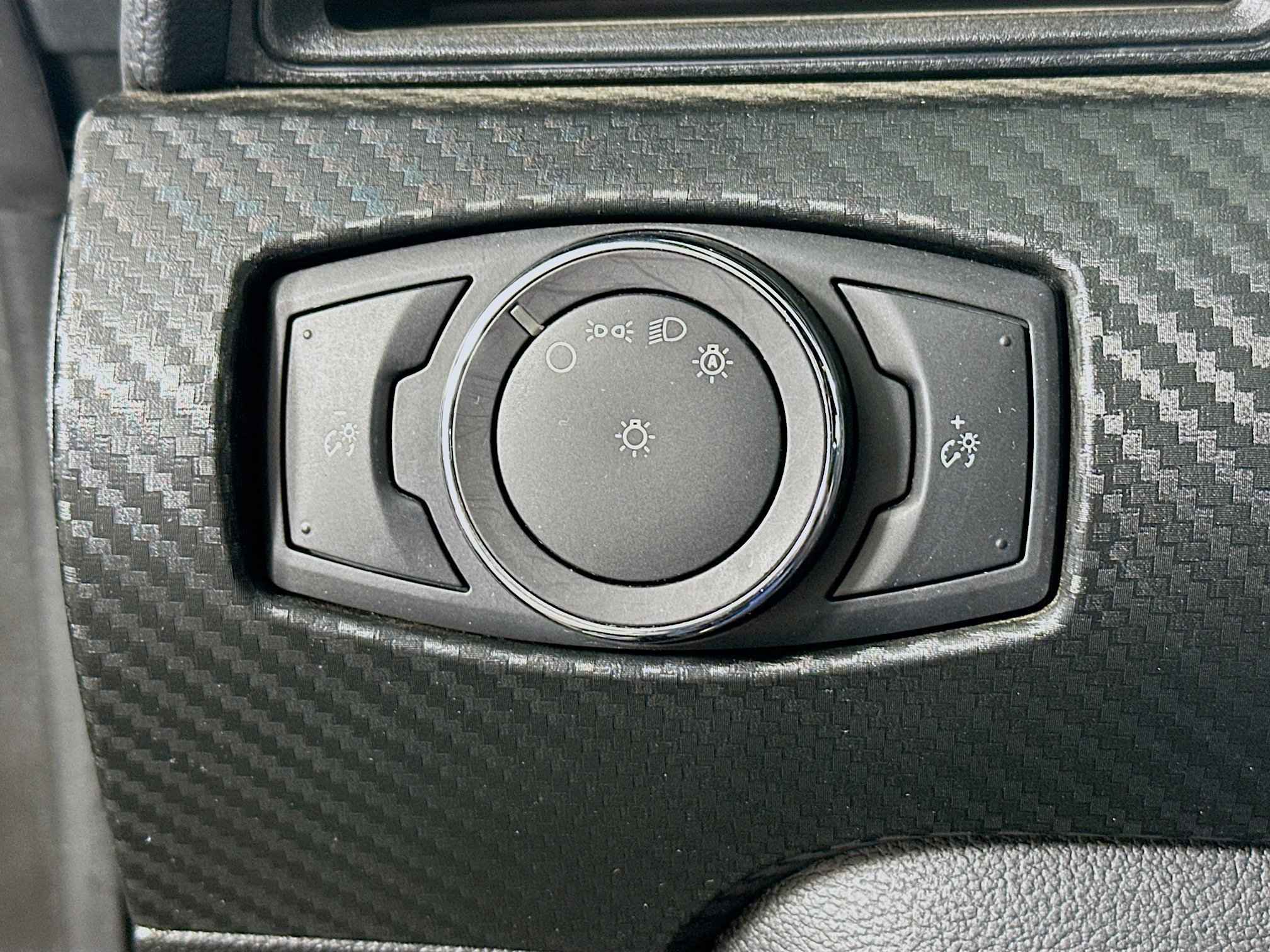 Used 2019 Ford Mustang Coupe RWD image 16