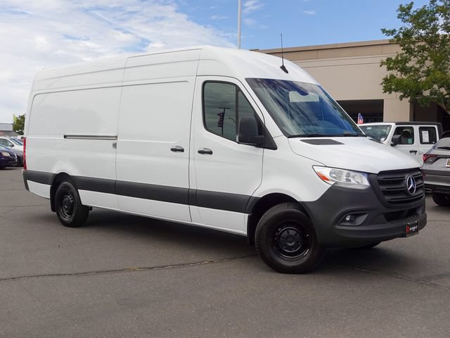Used 2023 Mercedes-Benz Sprinter 2500 image 5