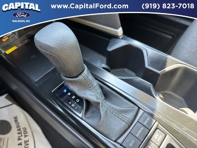 Used 2025 Toyota Camry LE FWD image 30