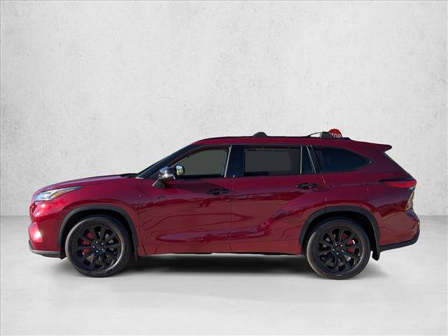 Used 2021 Toyota Highlander XLE FWD image 8