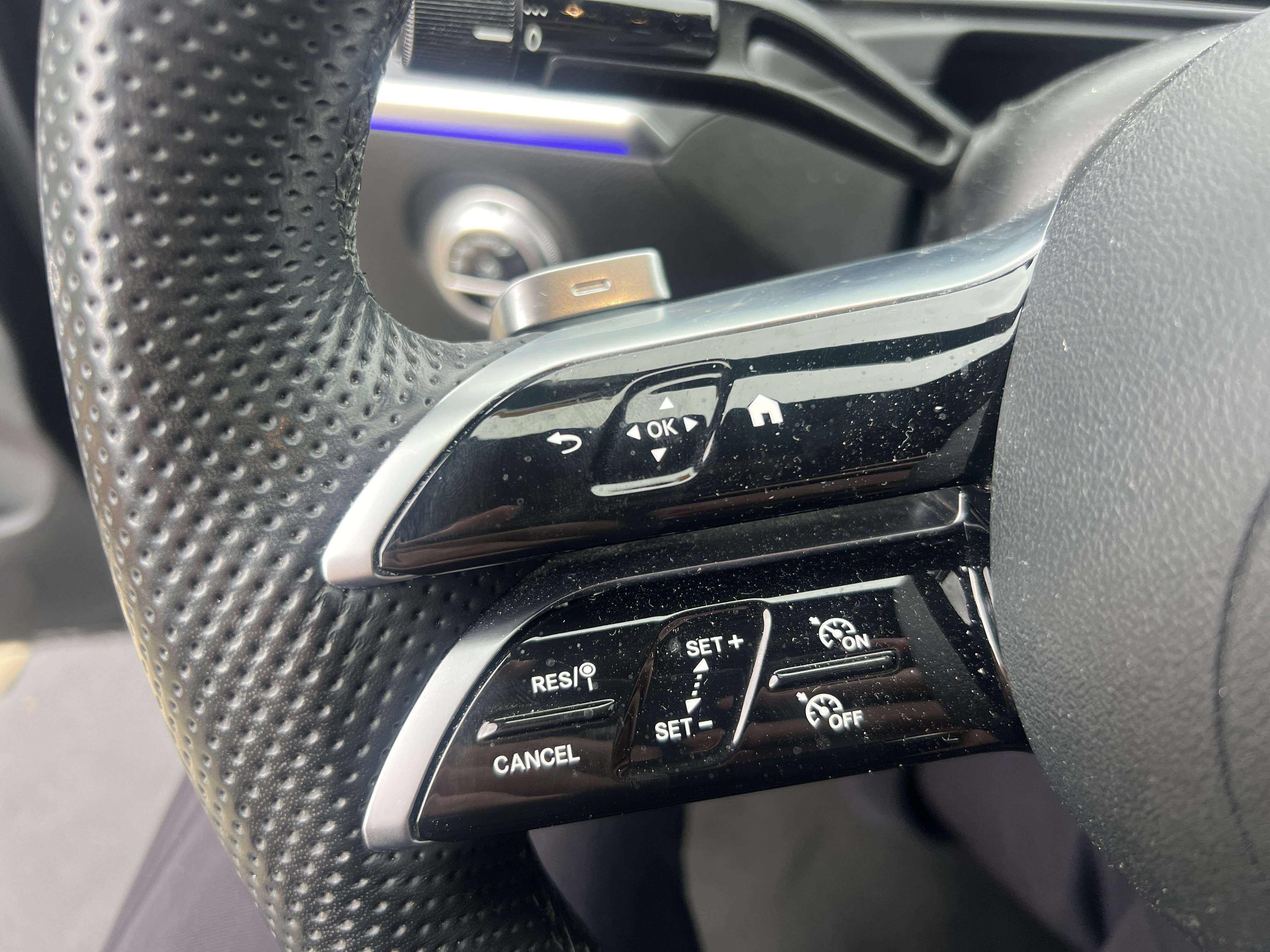 Used 2023 Mercedes-Benz C 300 Sedan image 19