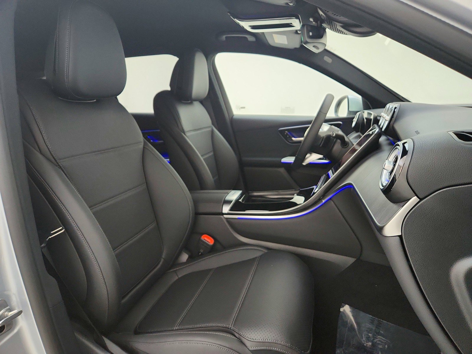 New 2025 Mercedes-Benz GLC 300 image 16