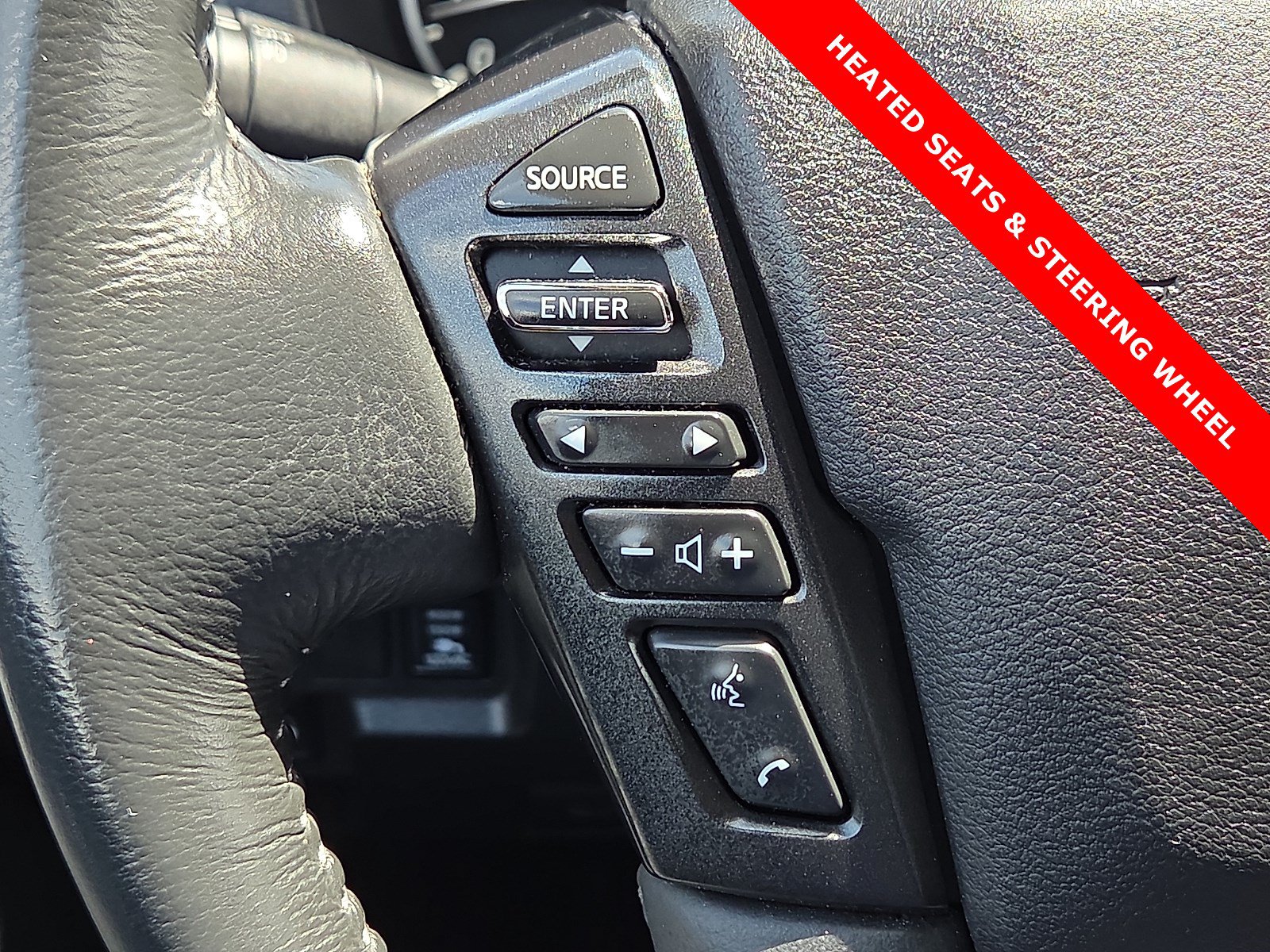 Used 2024 Nissan Frontier SV w/ SV Convenience Package AWD/4WD image 21