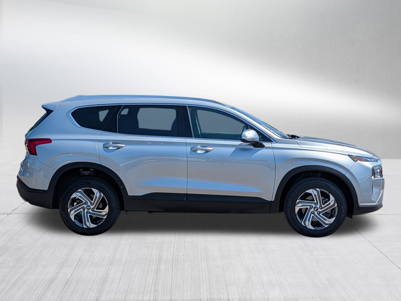 Certified 2023 Hyundai Santa Fe SEL AWD/4WD image 8