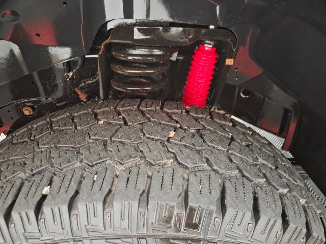 Used 2018 RAM 3500 SLT w/ Cold Weather Group image 88