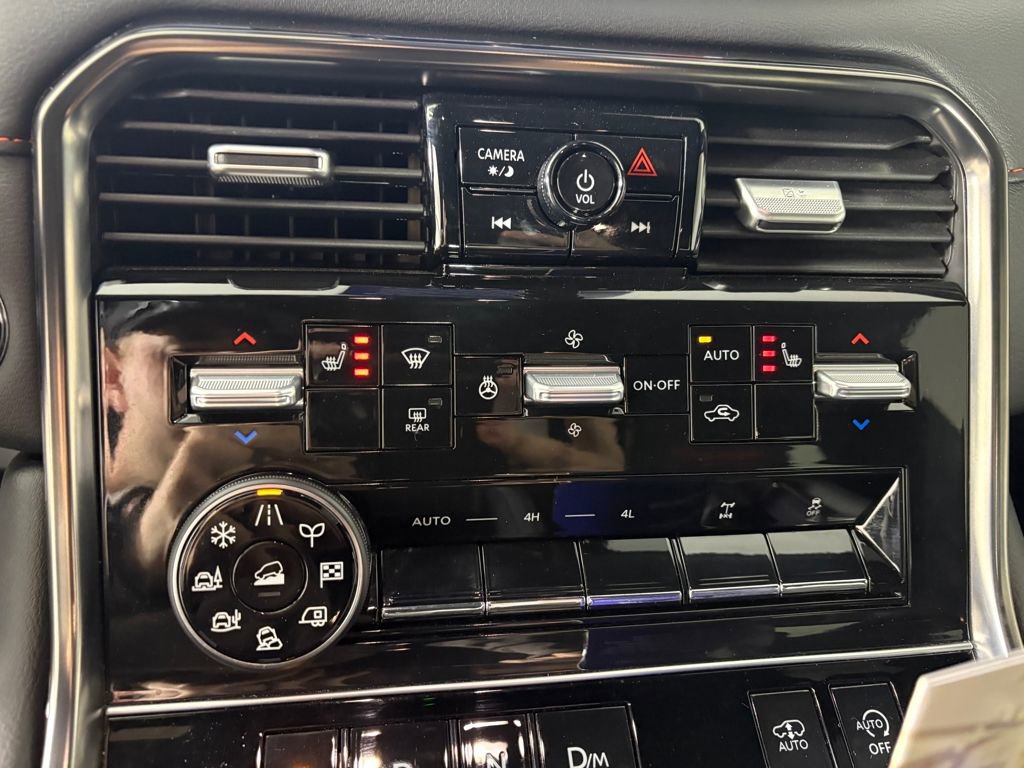 Used 2025 Nissan Armada PRO-4X image 21