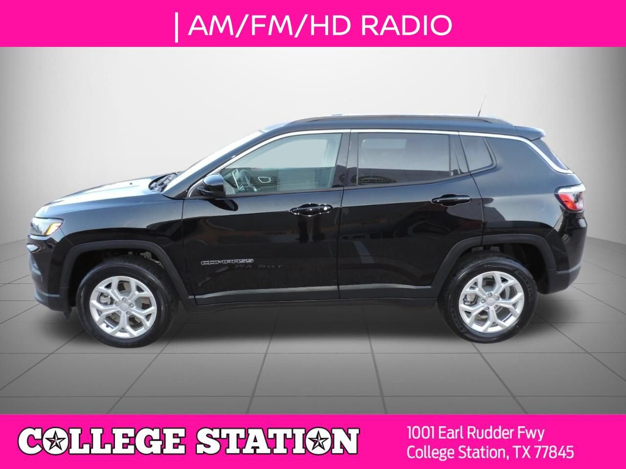 Used 2024 Jeep Compass Latitude AWD/4WD image 7