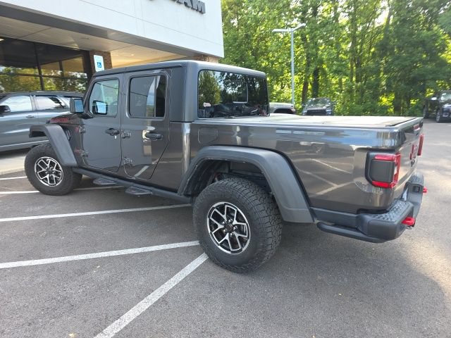 Used 2024 Jeep Gladiator Rubicon w/ Steel Bumper Group AWD/4WD image 5