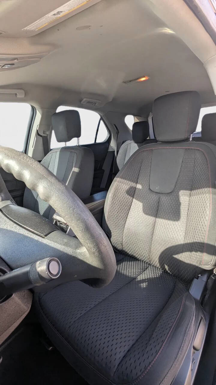 Used 2015 Chevrolet Equinox LS image 11