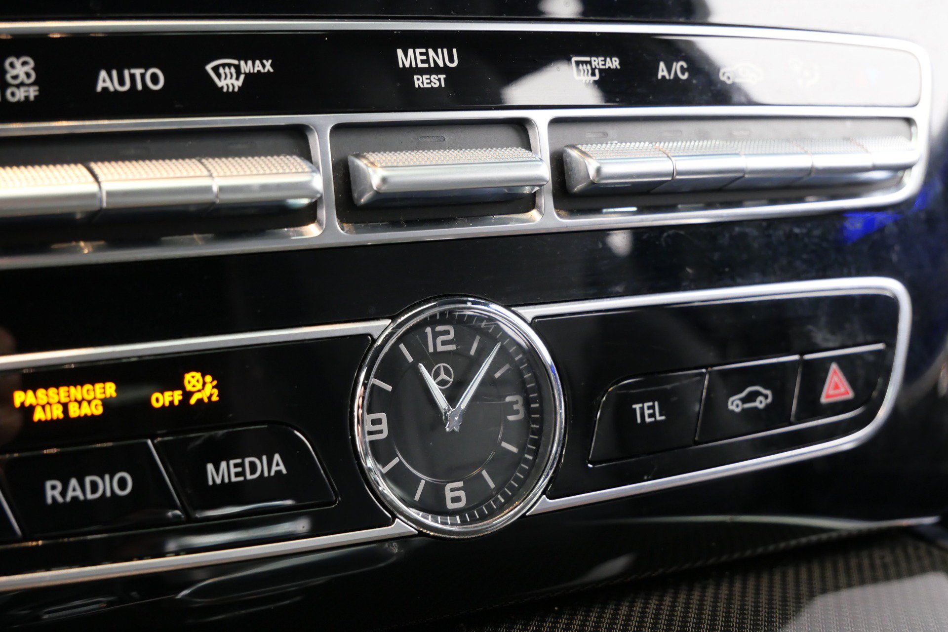 Used 2021 Mercedes-Benz G 550 image 29
