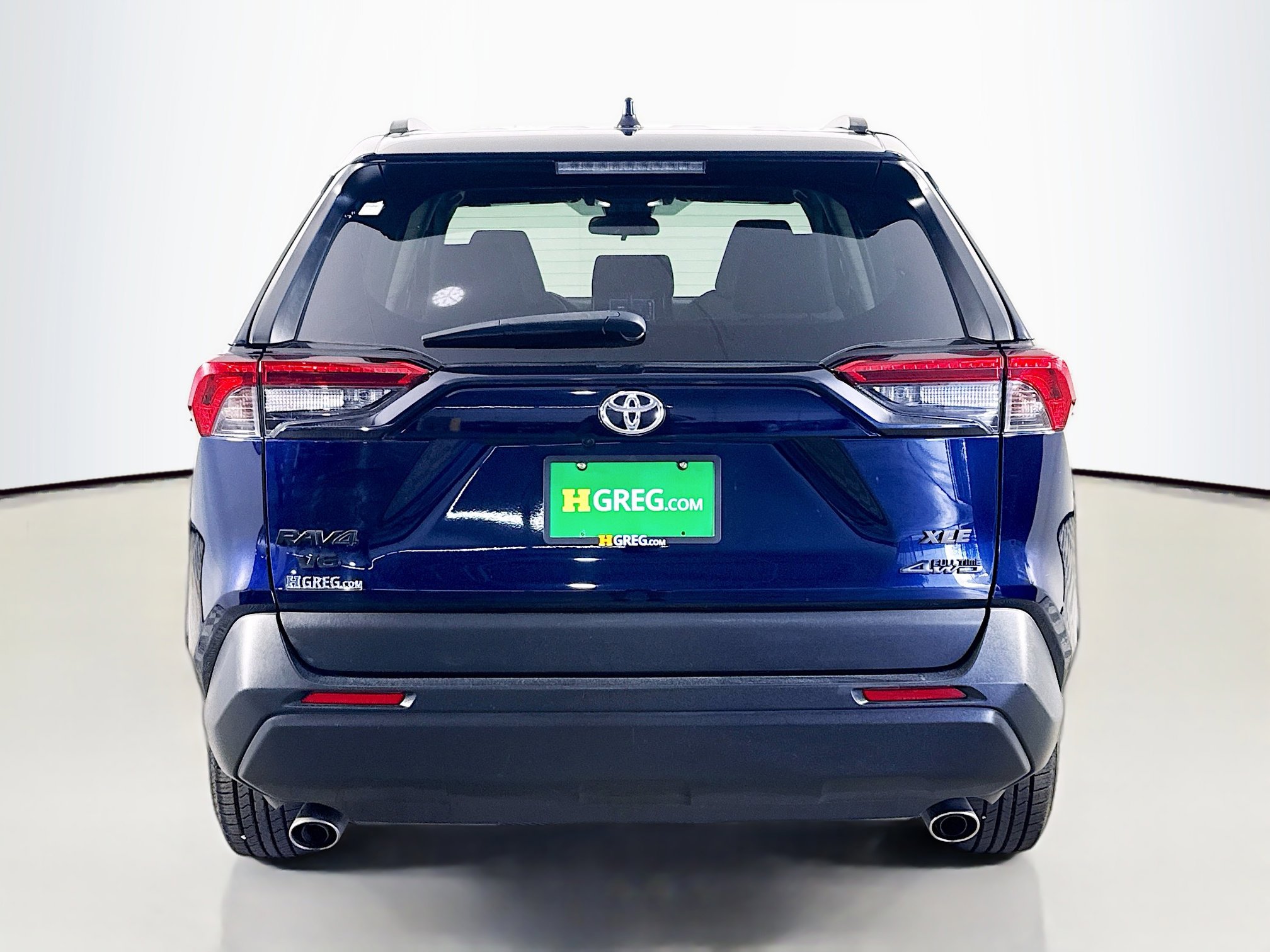 Used 2022 Toyota RAV4 XLE w/ Convenience Package image 8