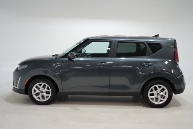 Used 2025 Kia Soul LX w/ LX Technology Package image 6