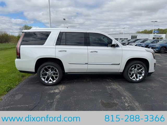 Used 2018 Cadillac Escalade Premium Luxury AWD/4WD image 7