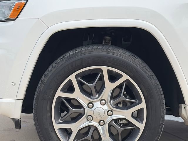 Used 2020 Jeep Grand Cherokee Overland image 5