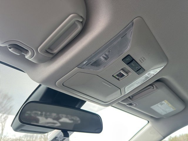 Used 2024 Toyota RAV4 XLE image 30