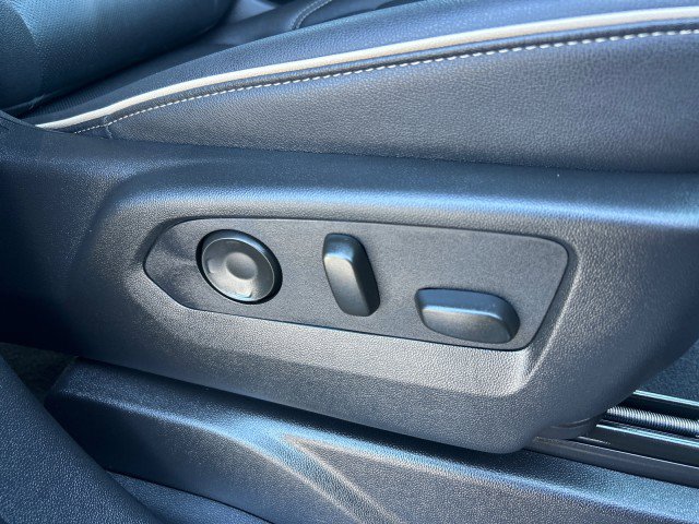 Used 2024 Chevrolet Tahoe Premier w/ Premium Package image 47