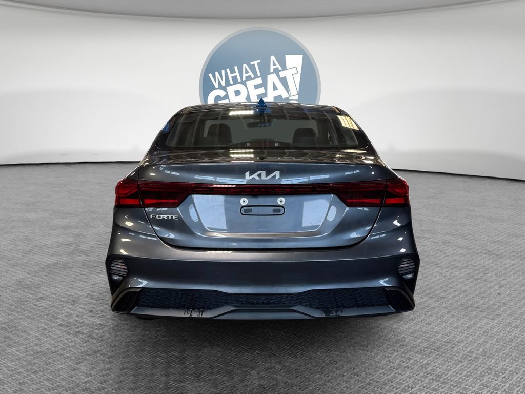 Certified 2024 Kia Forte LXS FWD image 5