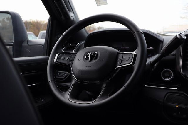 Used 2025 RAM 3500 Limited image 52