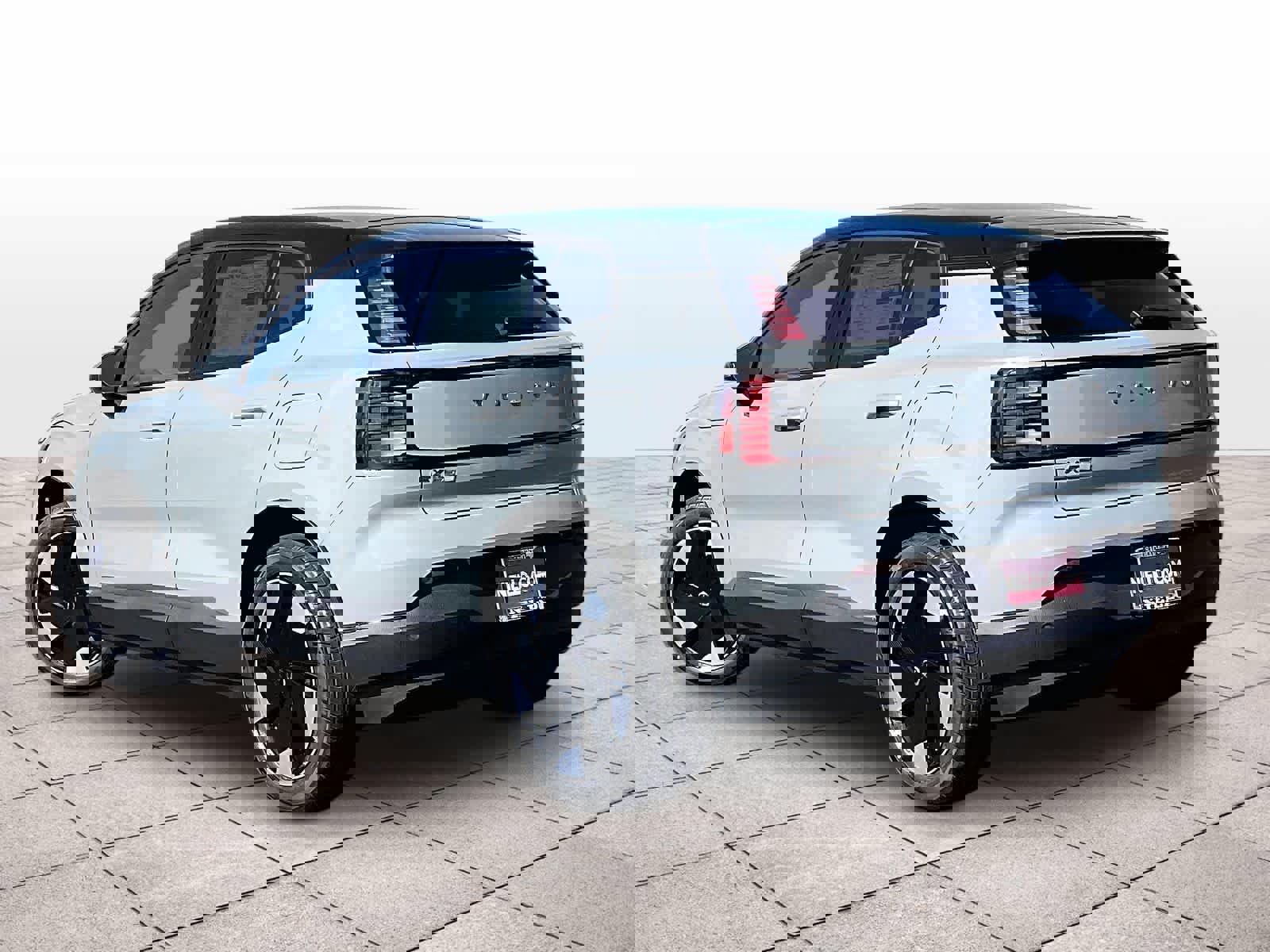 New 2026 Volvo EX30 Plus w/ Protection Package RWD image 3