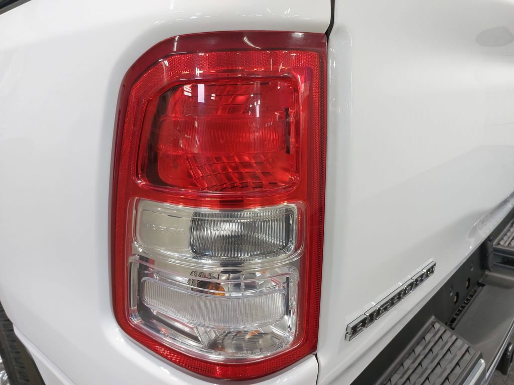 Used 2021 RAM 1500 Big Horn image 32