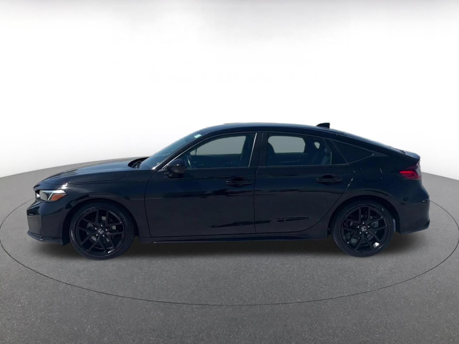 Used 2025 Honda Civic Sport image 9