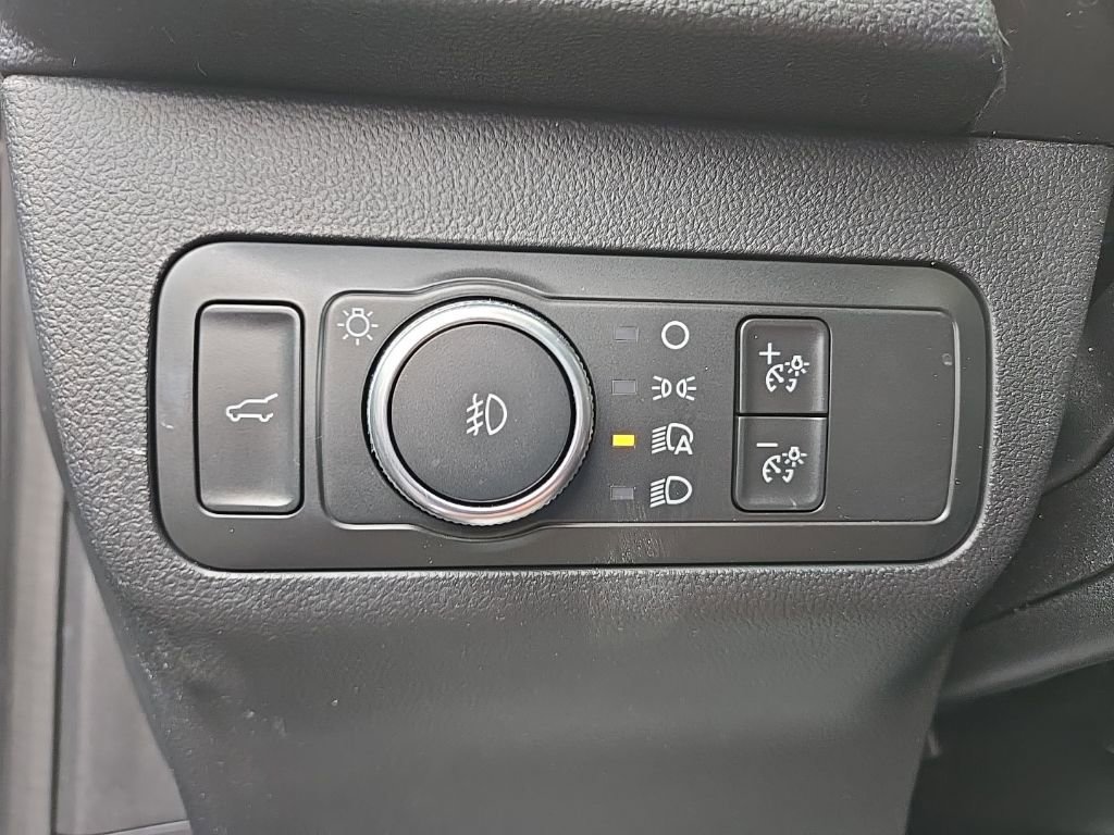 Used 2021 Ford Escape Titanium AWD/4WD image 27
