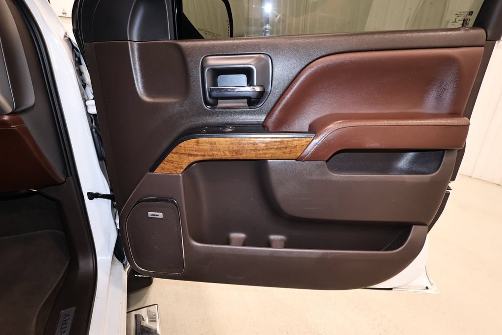 Used 2018 Chevrolet Silverado 1500 High Country AWD/4WD image 19