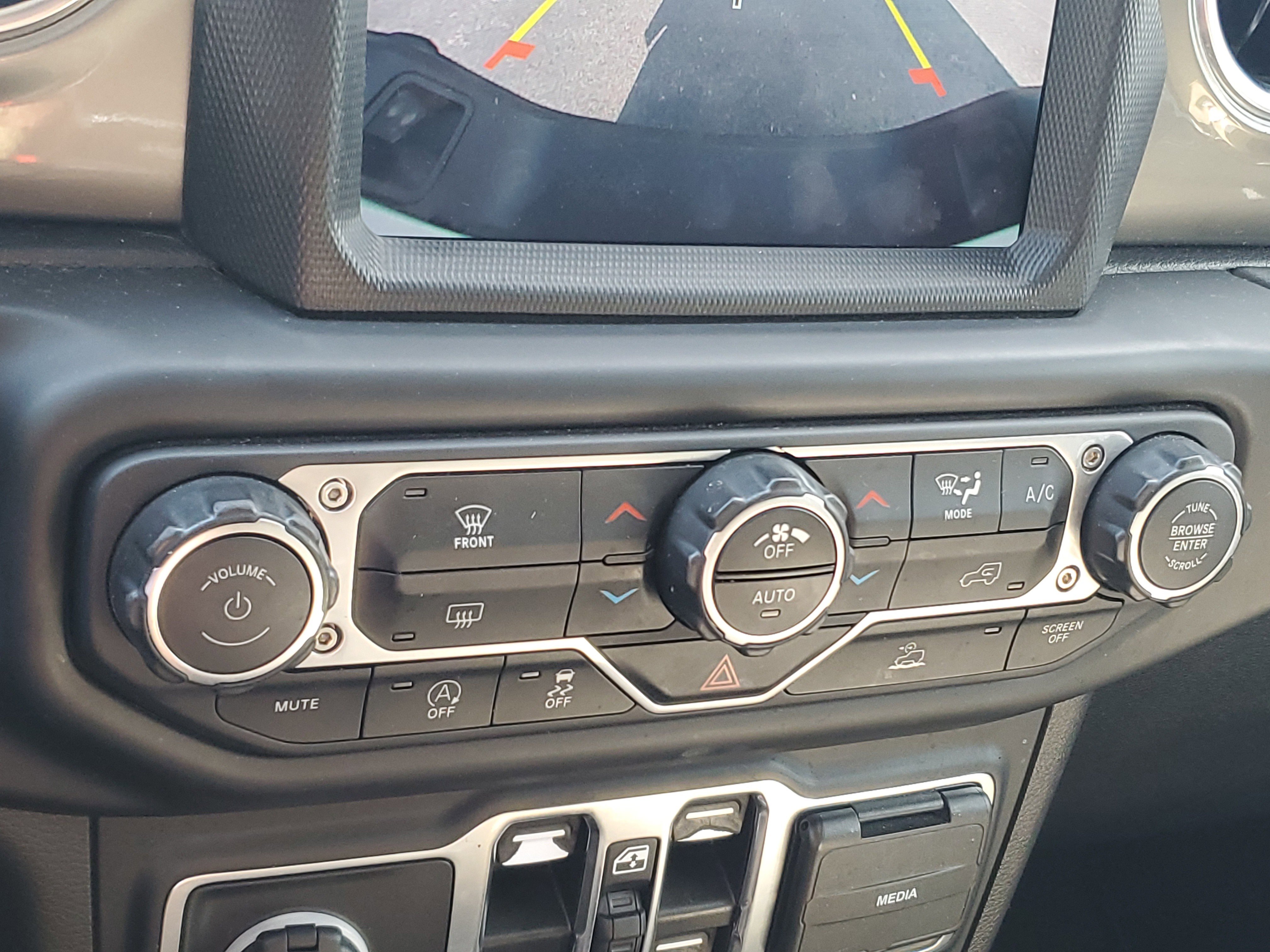 Certified 2023 Jeep Gladiator Overland image 19