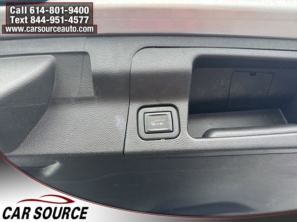 Used 2020 GMC Acadia Denali w/ Trailering Package image 29