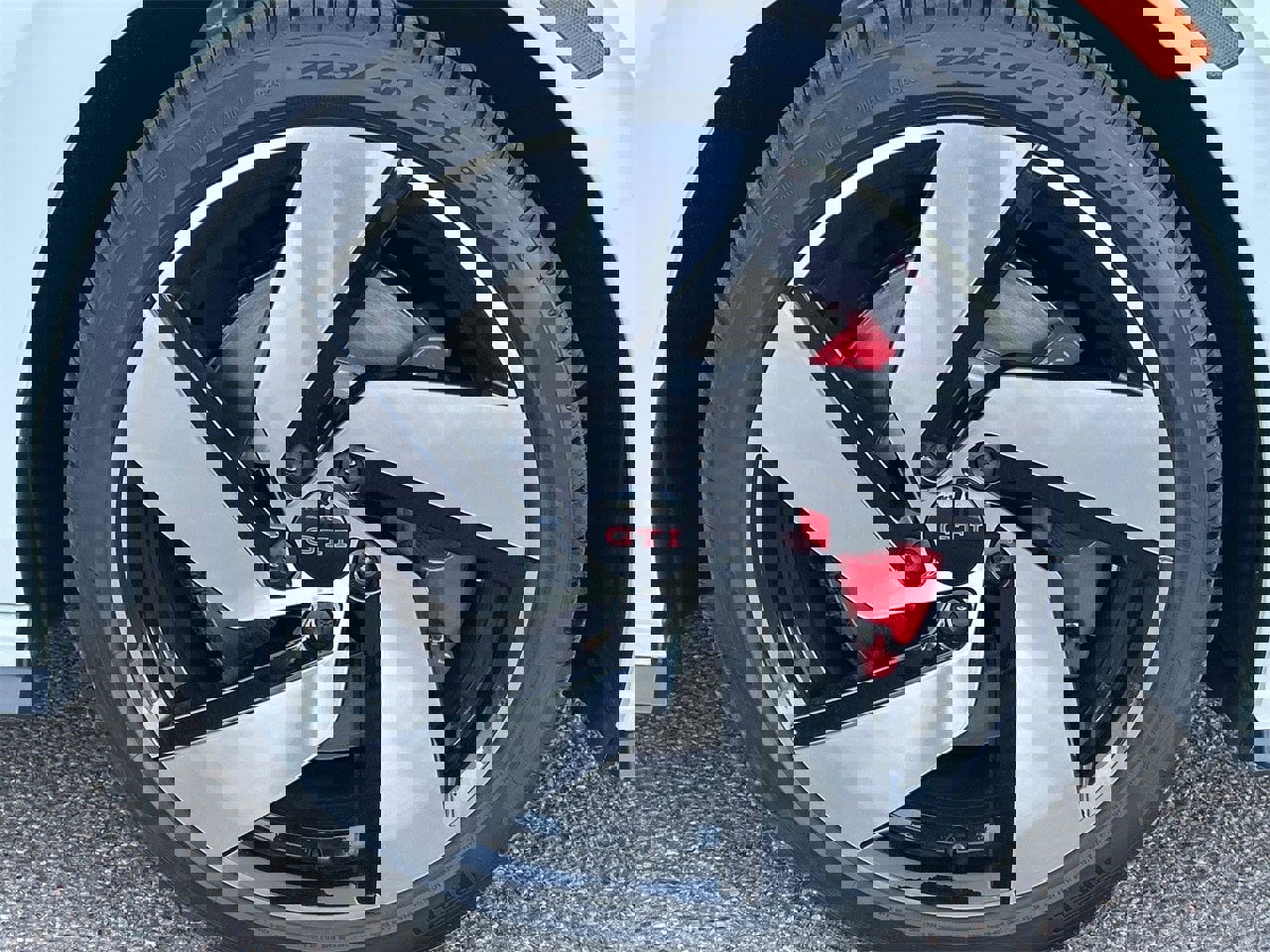 New 2026 Volkswagen GTI S image 6