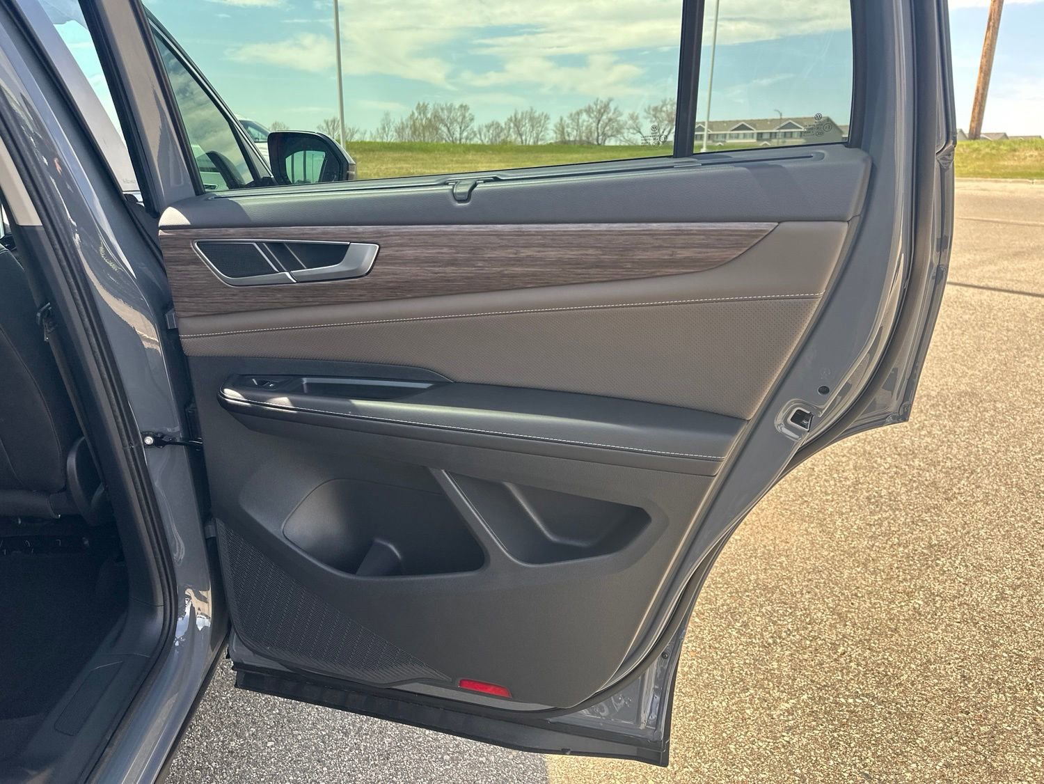 New 2026 Volkswagen Atlas SEL AWD/4WD image 33