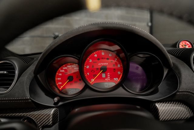 Used 2024 Porsche 718 Cayman GT4 RS RWD image 36