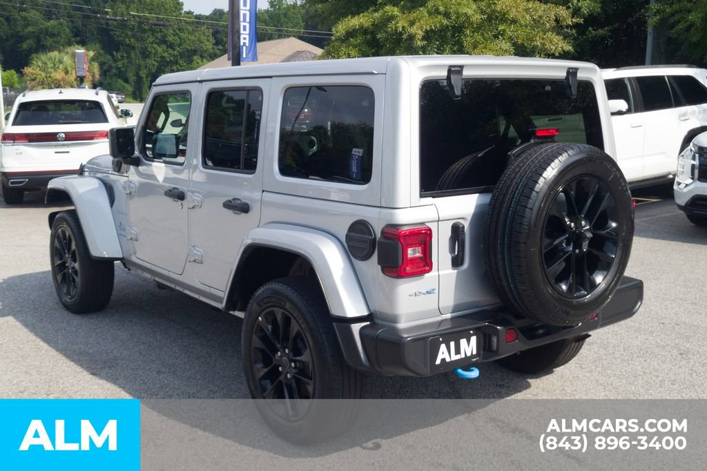 Used 2024 Jeep Wrangler Unlimited Sahara AWD/4WD image 9