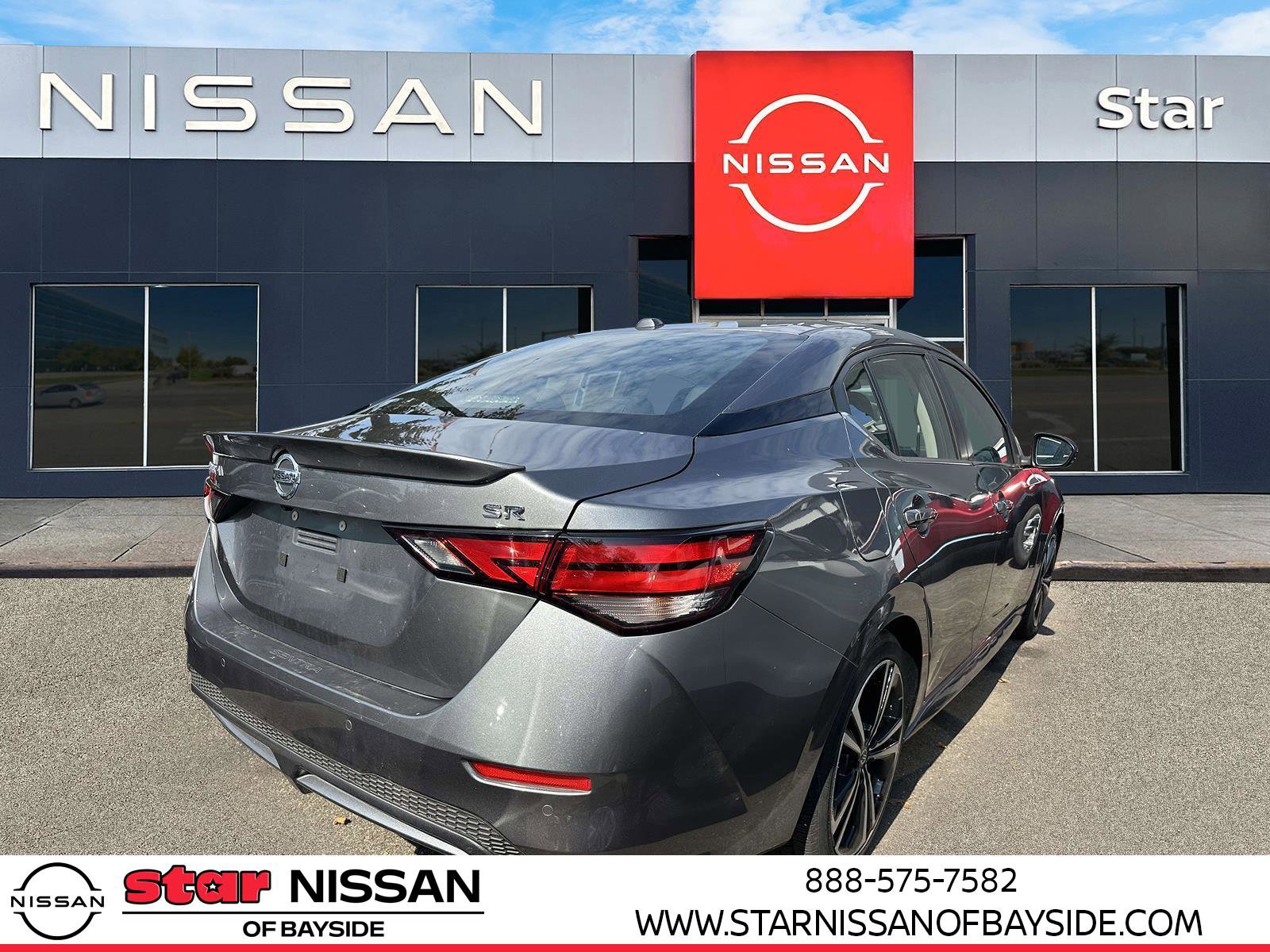 Certified 2022 Nissan Sentra SR w/ Trunk Package image 2