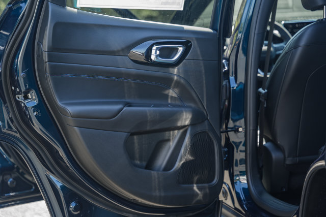 New 2026 Jeep Compass Latitude AWD/4WD image 41