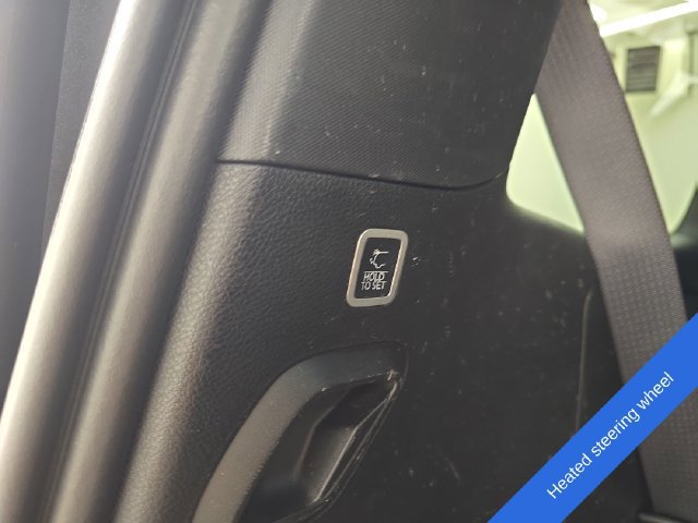 Used 2025 Jeep Wagoneer Series II AWD/4WD image 17