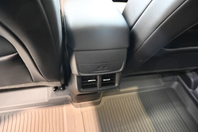 New 2026 Chevrolet Equinox LT FWD image 25