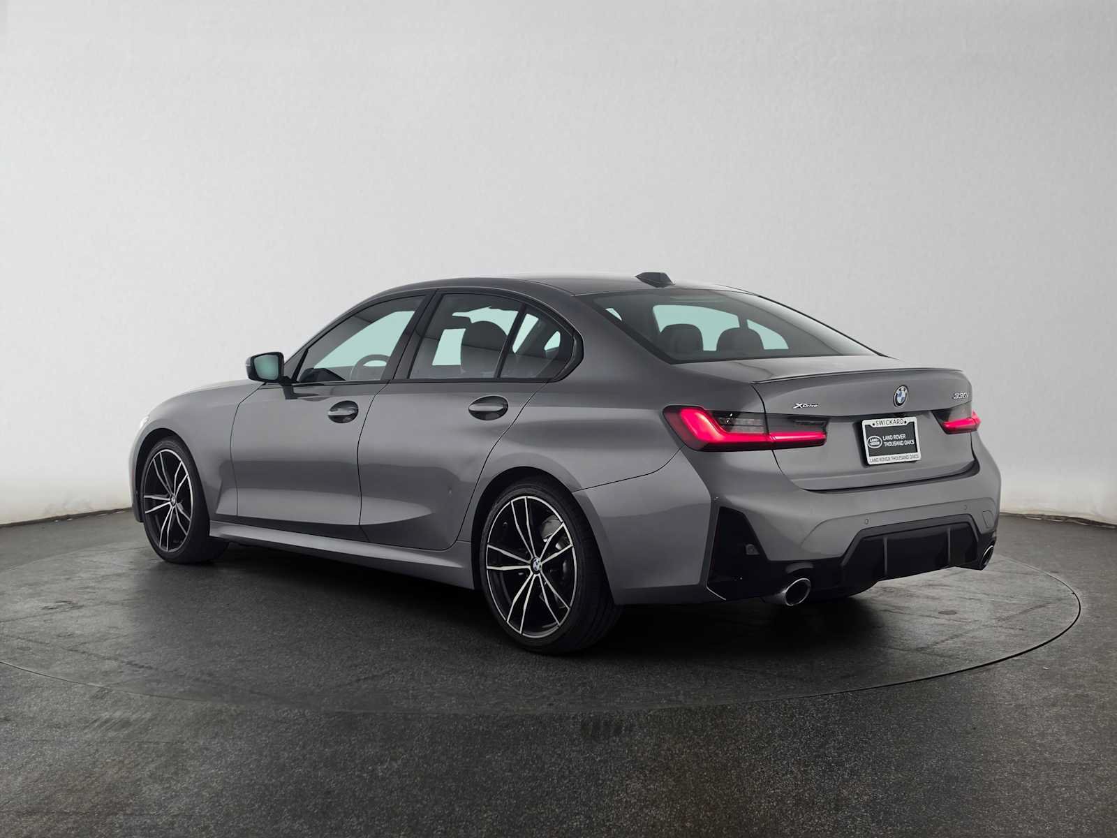 Used 2023 BMW 330i xDrive Sedan w/ M Sport Package AWD/4WD image 3