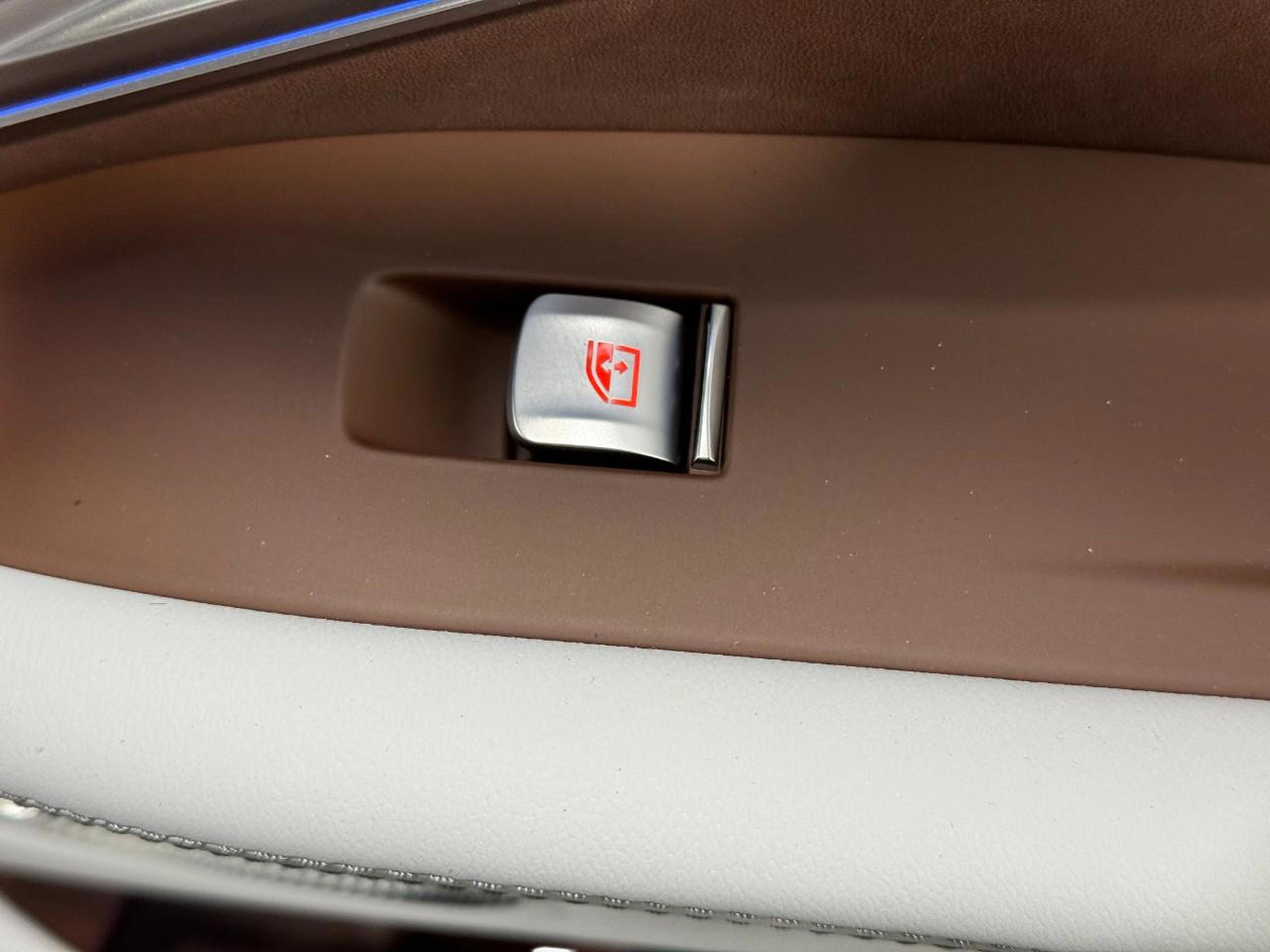 New 2026 BMW XM Label Red image 31