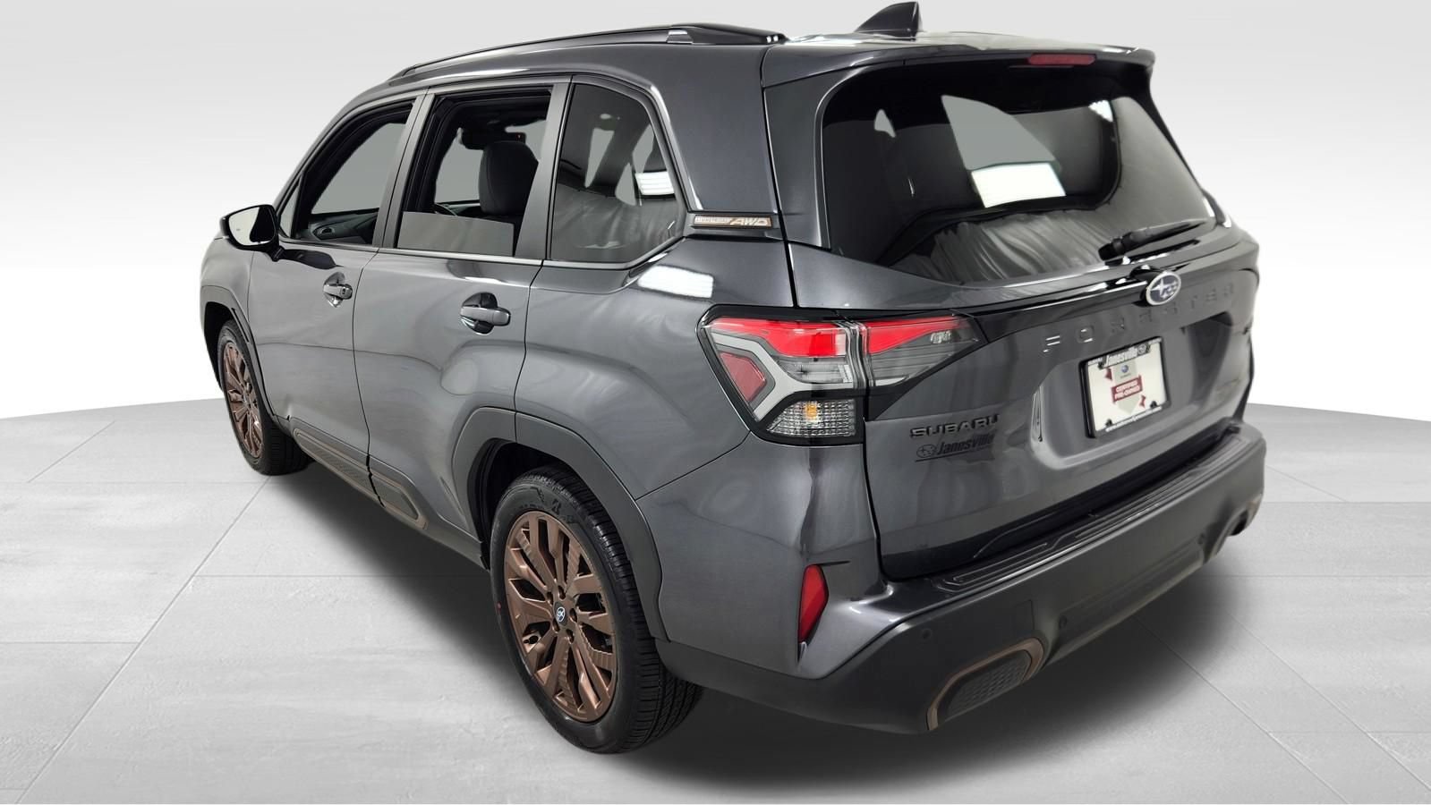 Used 2026 Subaru Forester Sport AWD/4WD image 5