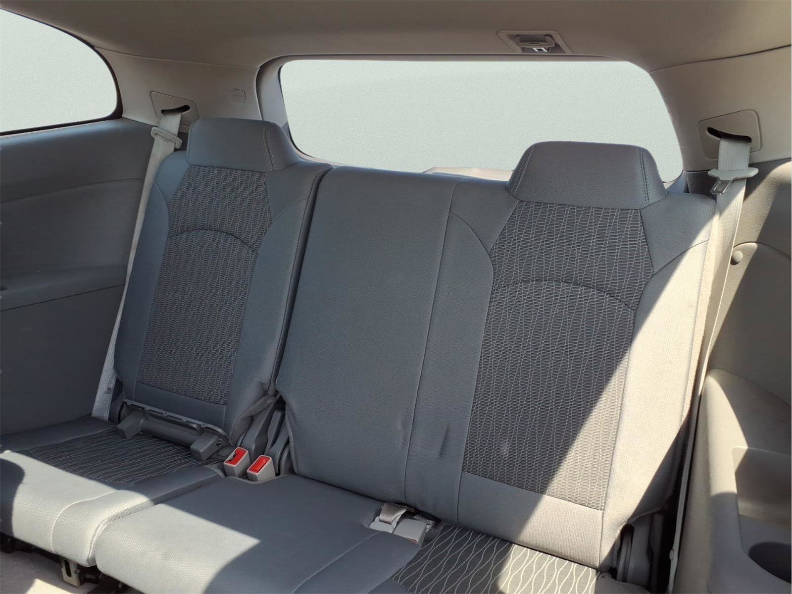 Used 2017 Chevrolet Traverse LT w/ Style and Technology Package image 9