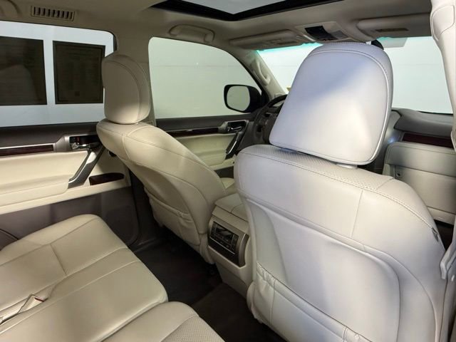 Used 2015 Lexus GX 460 Luxury image 43